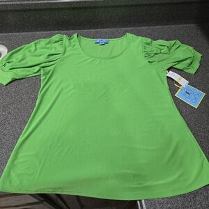 C&C California Women's Lime Green Scoop Neck Puff Sleeve Top